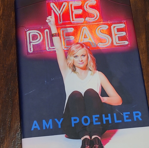 3/$20 🏷 Yes Please by Amy Poehler - Picture 2 of 2